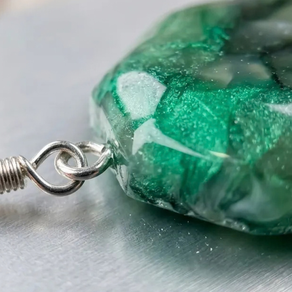 Emerald Jewellery Making Experience Kit